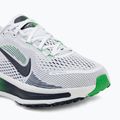 Кросівки для бігу Nike Vomero 18 white/green spark/midnight navy 7