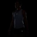Футболка для бігу жіноча Nike Swift Aero-Fit Tank Top aluminum/pure platinum 4