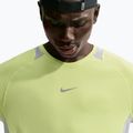 Лонгслів для бігу чоловічий Nike Stride light lemon twist/grey fog 5