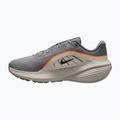 Кросівки для бігу чоловічі Nike Downshifter 14 medium ash/cream Ii/total orange/black 2