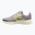 Кросівки для бігу жіночі Nike Run Defy silver lilac/sail/cream ii/fennel 2