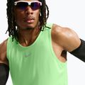 Футболка для бігу чоловіча Nike Stride volt/light silver 5