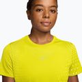 Футболка для бігу жіноча Nike Swift Aero-FIT lemon venom/white 3