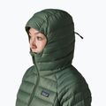 Пуховик жіночий Patagonia Down Sweater Hoody canopy green 5