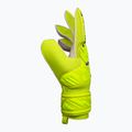 Рукавиці воротарські Reusch Attrakt Solid жовті 5270515-2001 8