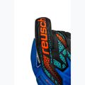 Рукавиці воротарські Reusch Attrakt Solid electric blue/shocking orange 5