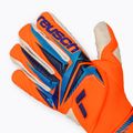 Рукавиці воротарські Reusch Attrakt SpeedBump Guardian shocking orange/blue 4
