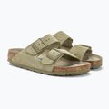 Замшеві шльопанці BIRKENSTOCK Arizona Вузькі вицвілі шльопанці кольору хакі 4
