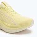 Кросівки для бігу жіночі PUMA MagMax Nitro gold moon 7