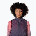 Жіноча бігова безрукавка ASICS Metarun Packable сірувато-фіолетового кольору 5