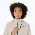 Куртка для бігу жіноча ASICS Fujitrail Elite Waterproof cream 5