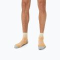 Шкарпетки ASICS Performance Run Quarter oatmeal/feather grey/pepper 4
