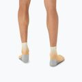 Шкарпетки ASICS Performance Run Quarter oatmeal/feather grey/pepper 6