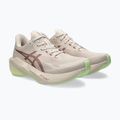 Кросівки для бігу жіночі ASICS Novablast 6 rose dust/illuminate yellow