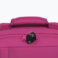 Туристичний рюкзак CabinZero Classic 44 л рожевого кольору 7