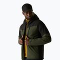 Куртка дощовик чоловіча REGATTA Highton Stretch Padded dark khaki/black 4