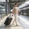 Великий дорожній чемодан KADVA Palero 95 л чорний 18