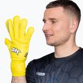 Рукавиці воротарські дитячі 4keepers Champ Colour Yellow VII RF2G Jr yellow 8