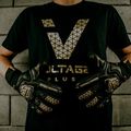 Рукавиці воротарські дитячі Football Masters Voltage Plus NC v 4.0 чорні/золоті 8
