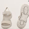 Жіночі босоніжки SKECHERS Go Walk Arch Fit поліровані бежеві 10