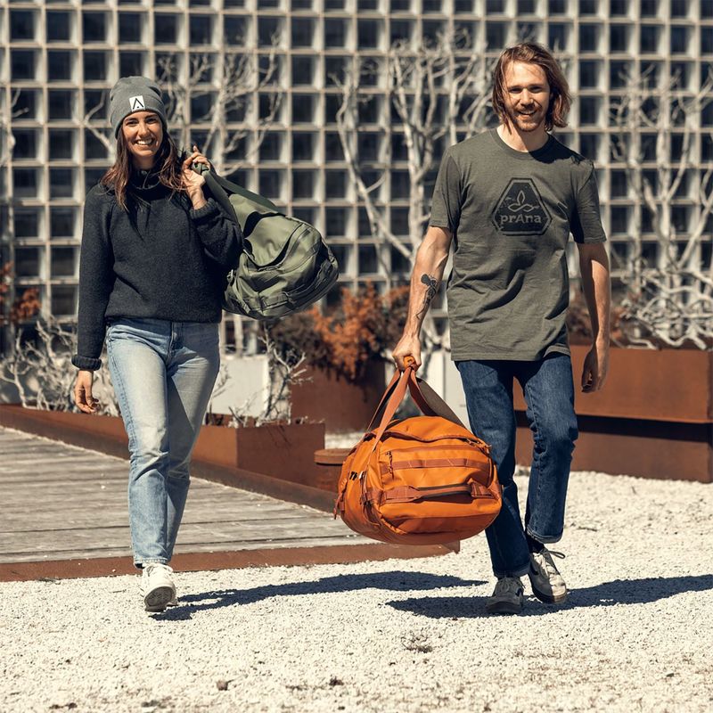 Сумка дорожня Thule Chasm Duffel 90 л чорна 3204417 9