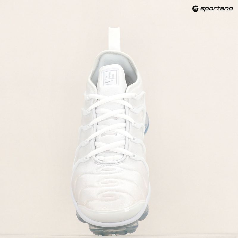 Кросівки чоловічі Nike Air Vapormax Plus white/pure platinium/white 9