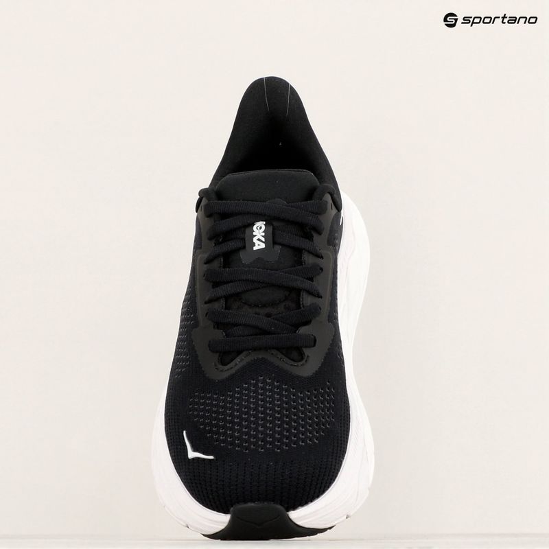 Кросівки для бігу жіночі HOKA Arahi 7 Wide black/white 9