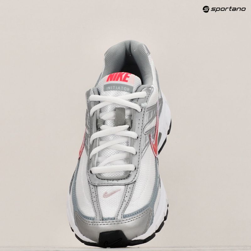 Кросівки жіночі Nike Initiator white/metallic silver/mistic blue/cherry 9