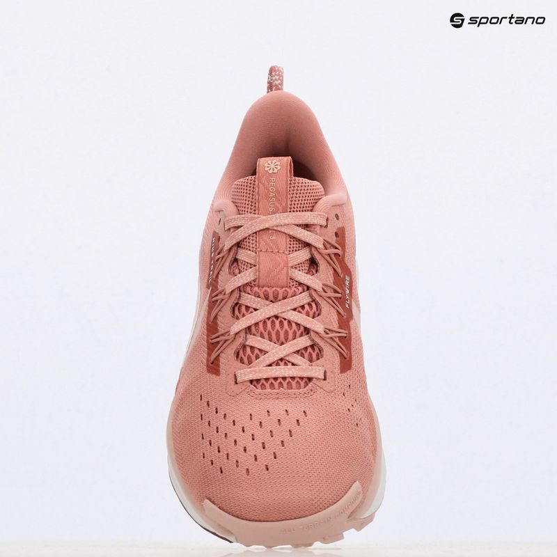Кросівки для бігу жіночі Nike Pegasus Trail 5 red stardust/ red sepia/ photon dust/ pink oxford 9