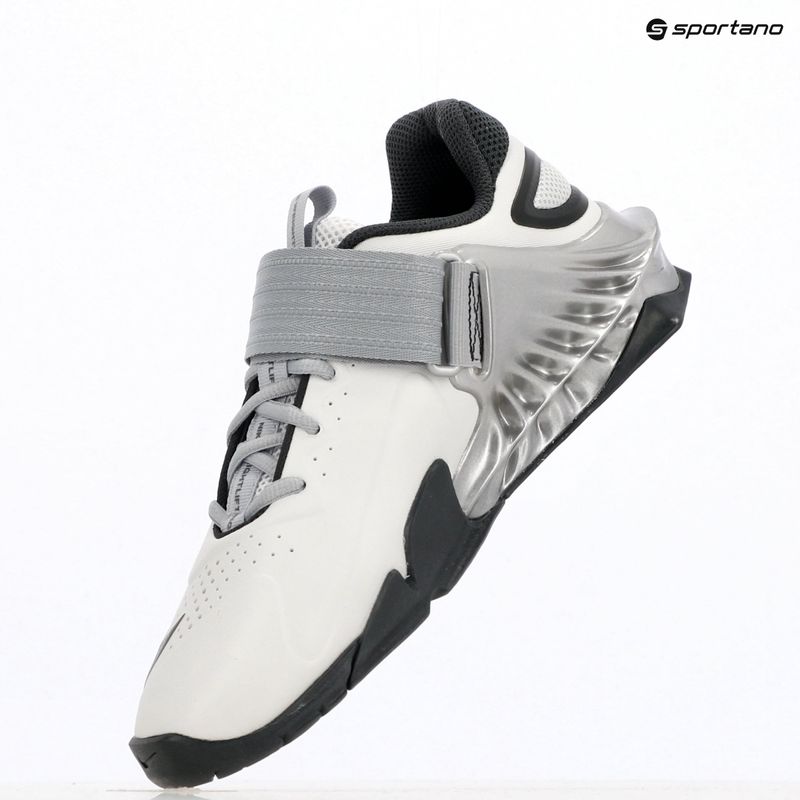 Кросівки для важкої атлетики Nike Savaleos SE photon dust/metallic silver/anthracite 9