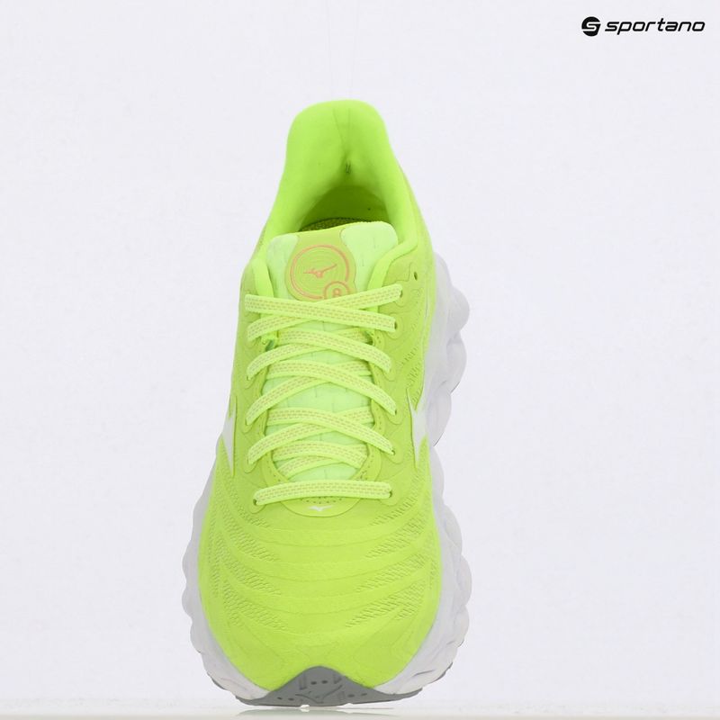 Кросівки для бігу жіночі Mizuno Wave Sky 8 mizuno neo lime/white/pristine 9
