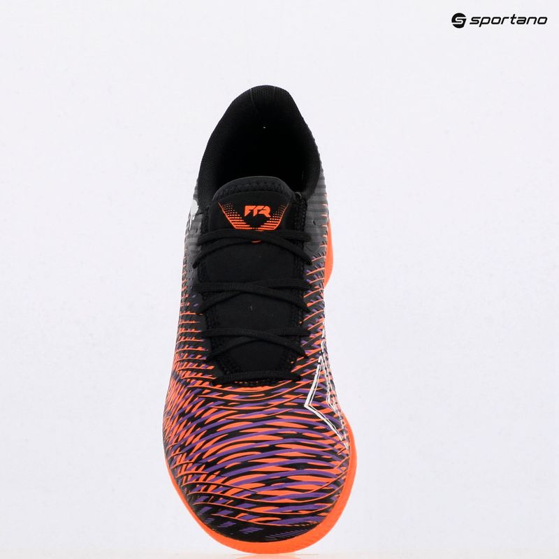 Кросівки футбольні чоловічі PUMA Future 8 Play It puma black/ puma white/ glowing red 9