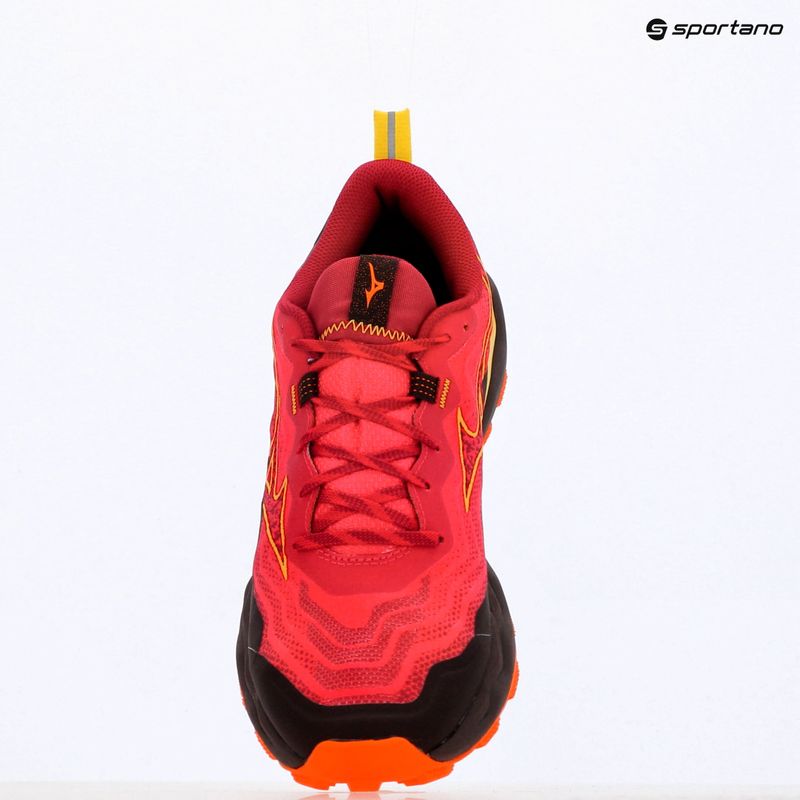 Кросівки для бігу чоловічі Mizuno Wave Daichi 9 high risk red/evening primrose/bright marigold 9
