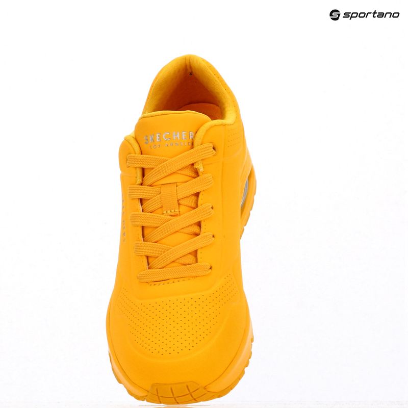 Кросівки жіночі SKECHERS Uno Stand On Air yellow 15
