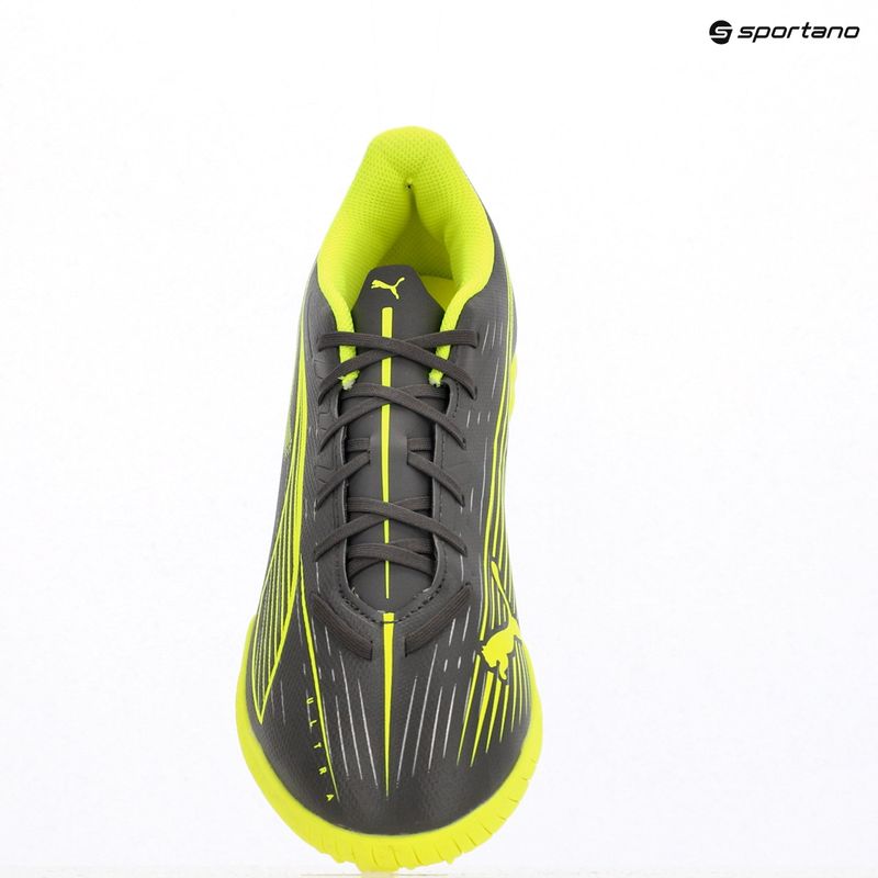 Кросівки футбольні чоловічі PUMA Ultra 5 Play TT matte aged silver/yellow alert/puma aged silver 9