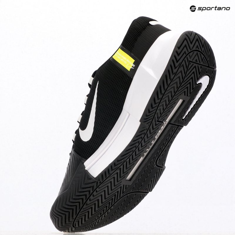 Кросівки тенісні чоловічі Nike Zoom GP Challenge 1 black / white / black 9