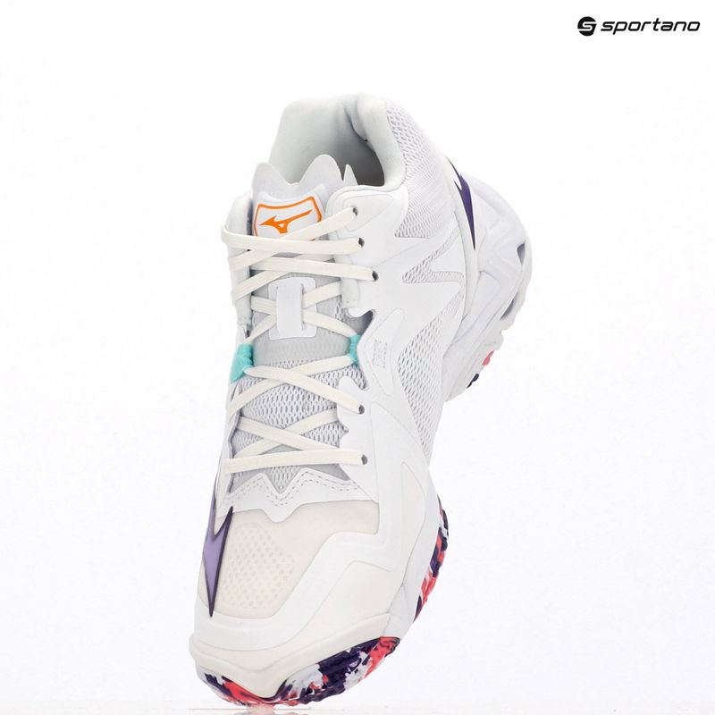 Жіноче волейбольне взуття Mizuno Wave Lightning Z8 Mid біле/фіолетове індиго/camelliaros 9