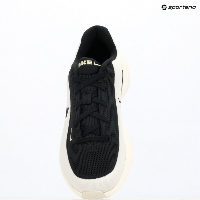 Кросівки чоловічі Nike Uplift SC sail/life lime/black 17