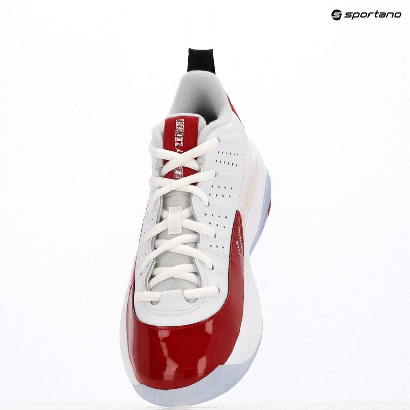 Взуття чоловіче Jordan Max Aura 7 white/gym red/black/white 19
