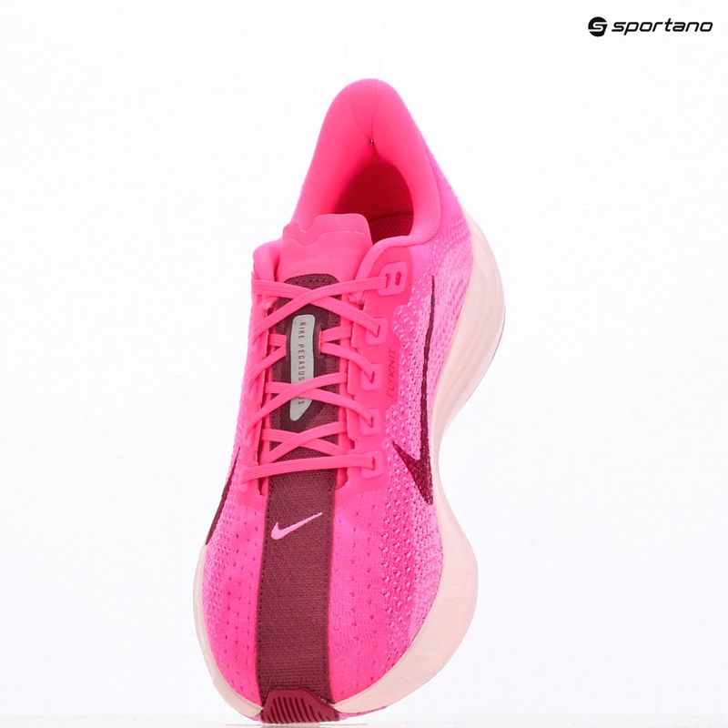 Жіночі бігові кросівки Nike Pegasus Plus hyper pink/playful pink/sweet beet 17