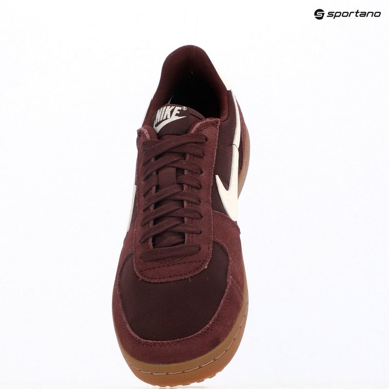 Кросівки жіночі Nike Field General burgundy crush/gum dark brown/sail 11
