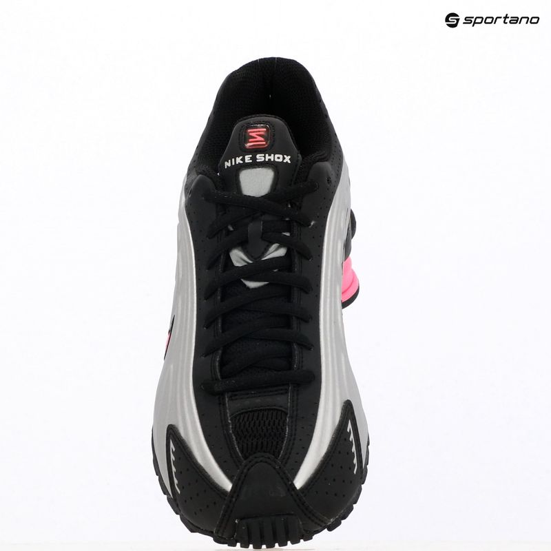 Взуття Nike Shox R4 black/pinksicle/metallic silver 16