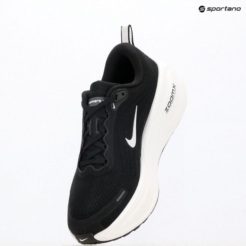 Жіночі бігові кросівки Nike Vomero Plus black/cool grey/metallic dark grey/white 20