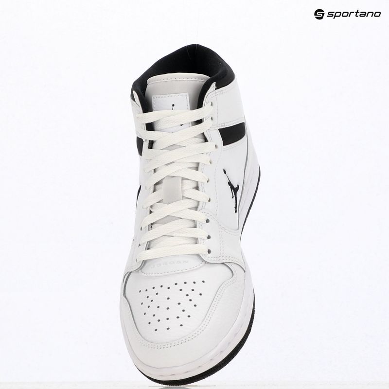 Кросівки чоловічі Nike Jordan Access Court Mid white/black 11