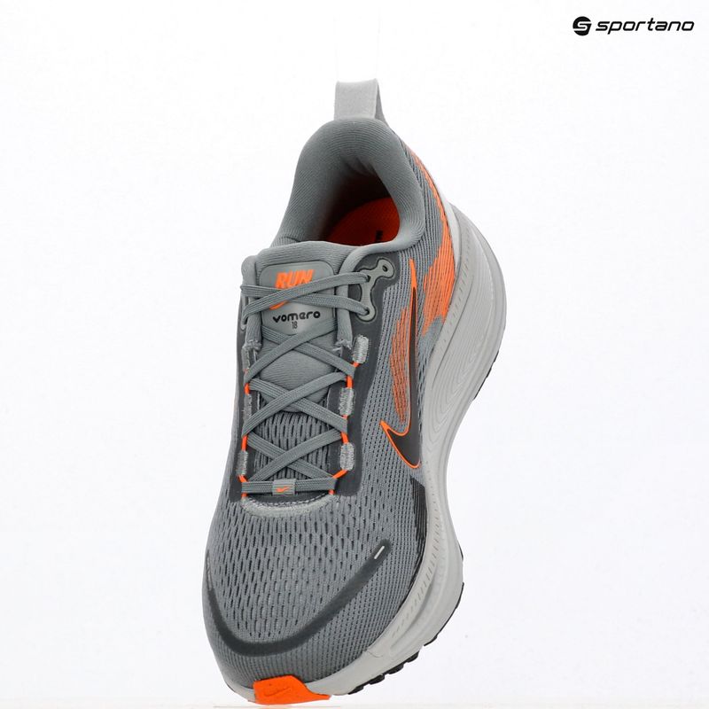 Buty do biegania męskie Nike Vomero 18 cool grey/safety orange/wolf grey/black 9
