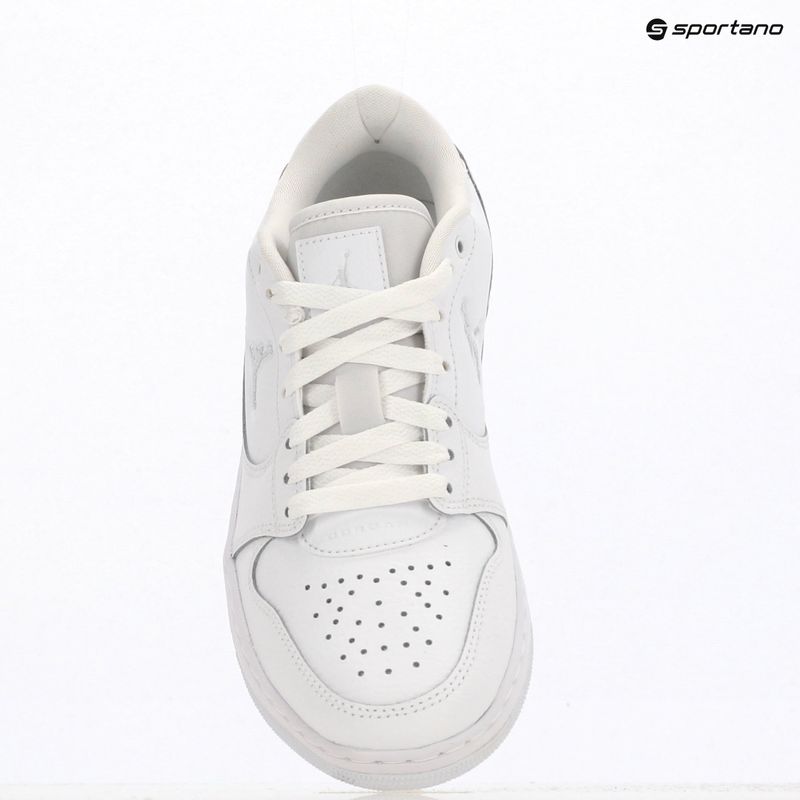 Взуття жіноче  Jordan Court Connect Low white/pure platinum 11