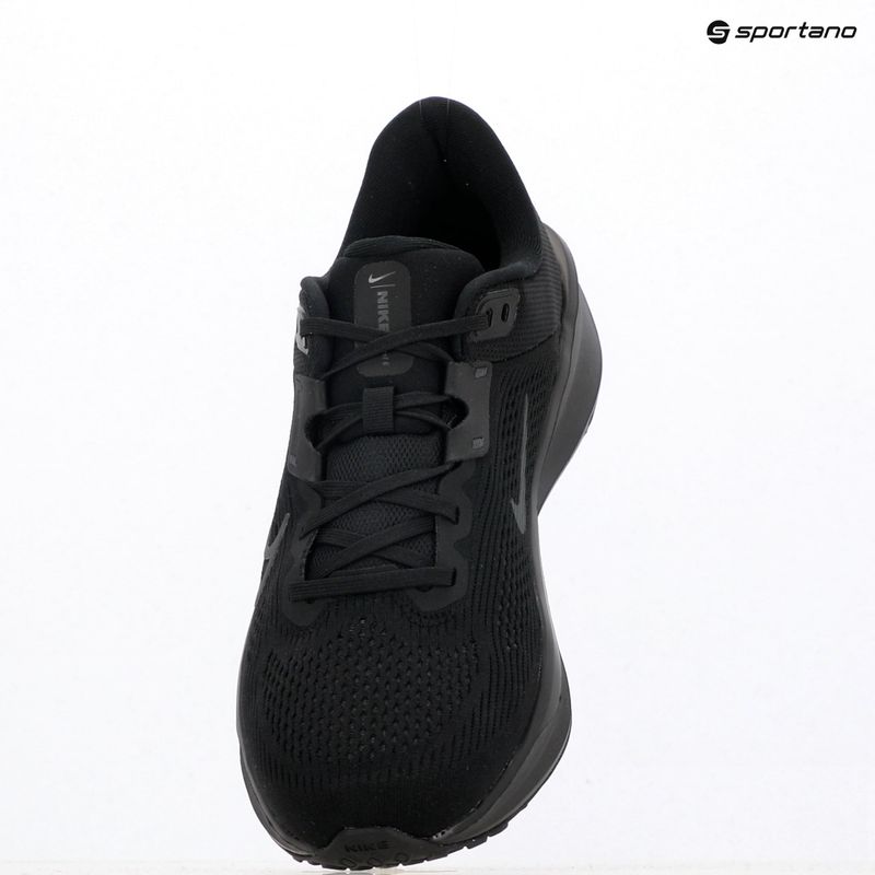 Чоловічі бігові кросівки Nike Quest 6 black/dark smoke grey 11
