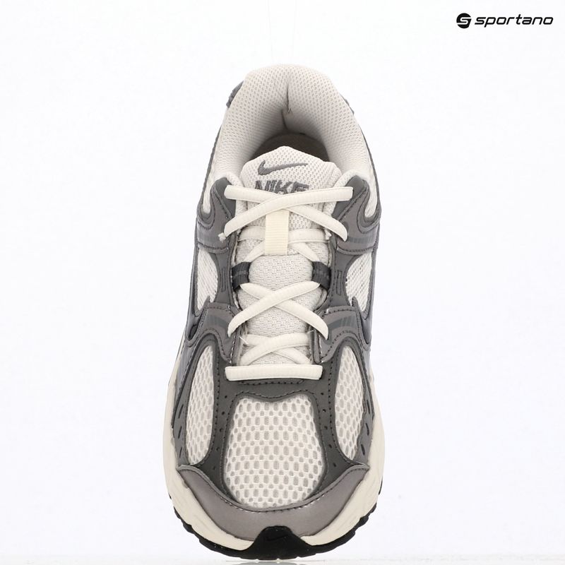 Кросівки дитячі Nike V5 RNR phantom/pencil point/black 11