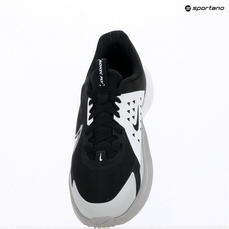 Взуття  Nike Sonic Fly black/wolf grey/white 11