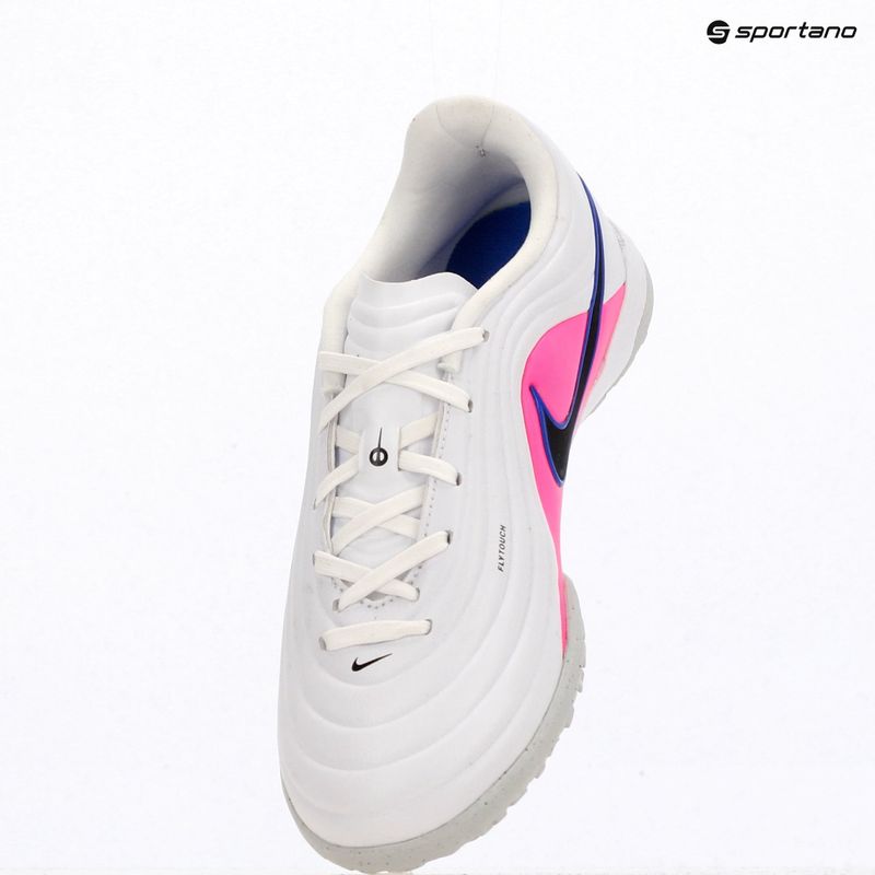 Кросівки футбольні дитячі Nike Tiempo Maestro Academy Jr TF white/racer blue/pink blast/black 11